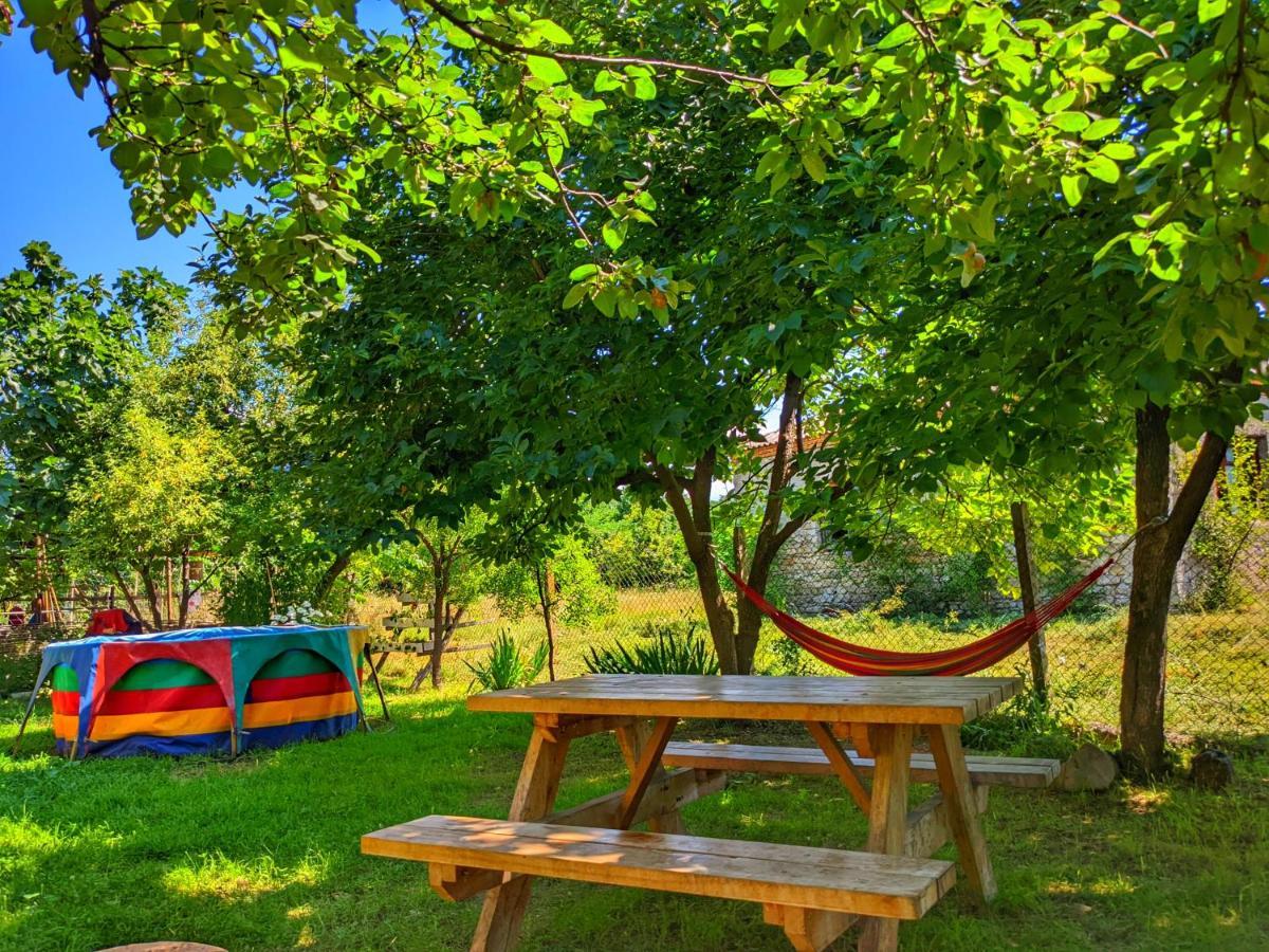 Veli Guest House • Საოჯახო Სასტუმრო Ველი Zemo Alvani エクステリア 写真