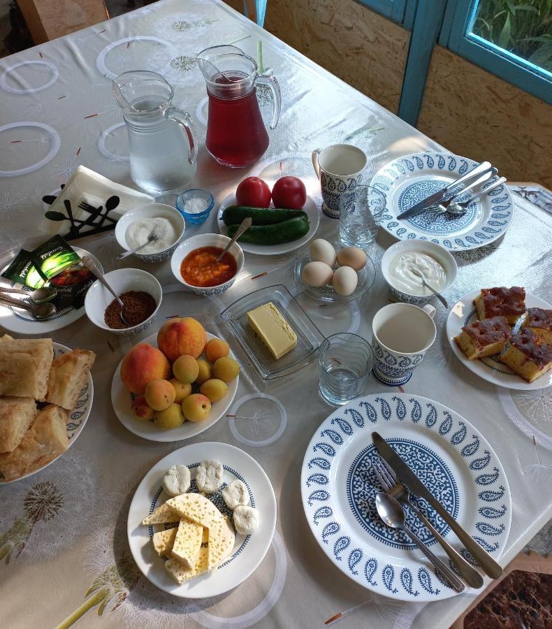 Veli Guest House • Საოჯახო Სასტუმრო Ველი Zemo Alvani エクステリア 写真